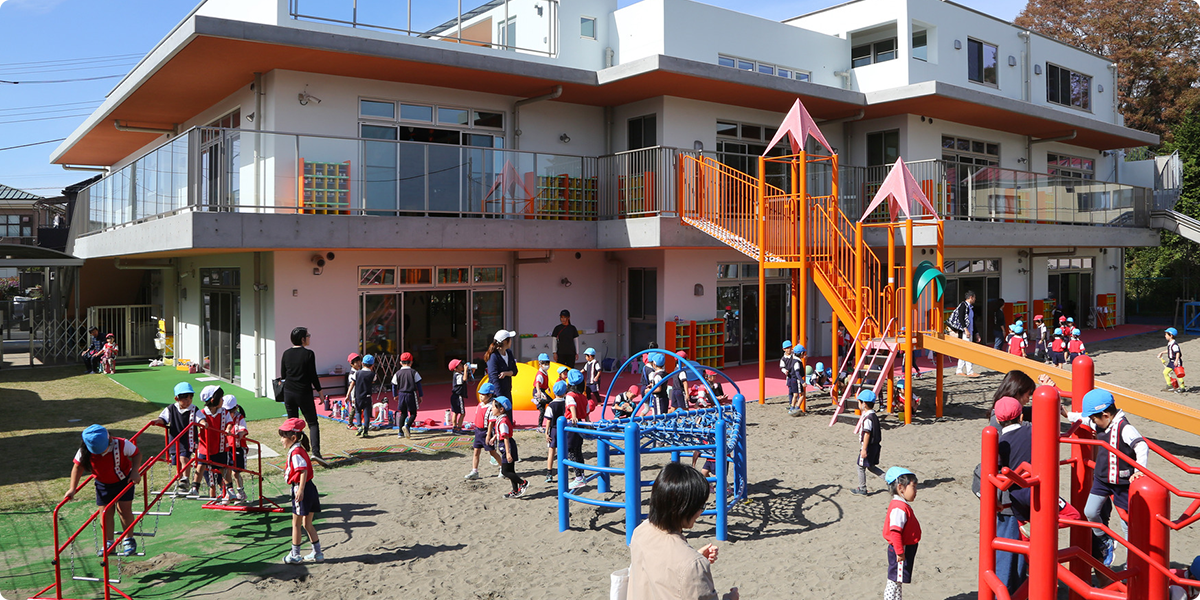 園庭 認定こども園 しらこばと幼稚園 しらこばと附属保育園